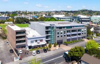 Standout fitted Ellerslie Office