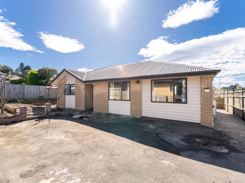 68B Law Street, Caversham
