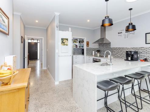 2/2 Shakespeare Avenue, Enderley