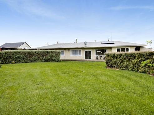 15 Auroa Road, Manaia