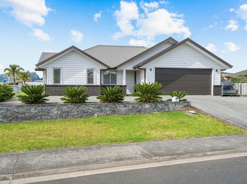 41 Key West Drive, One Tree Point