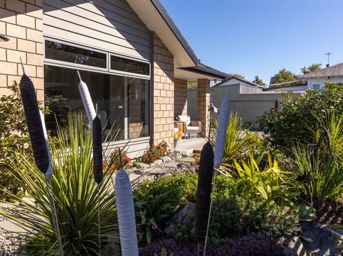 35 Lakings Road, Springlands