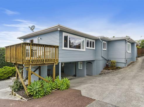 1/345A Wairau Road, Totara Vale