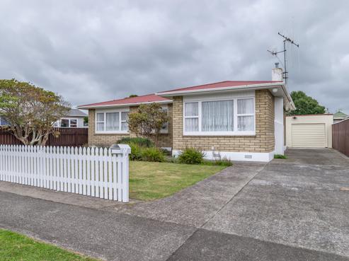 6 Grey Street, Levin