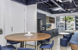 Refurbished Queen Street Suite