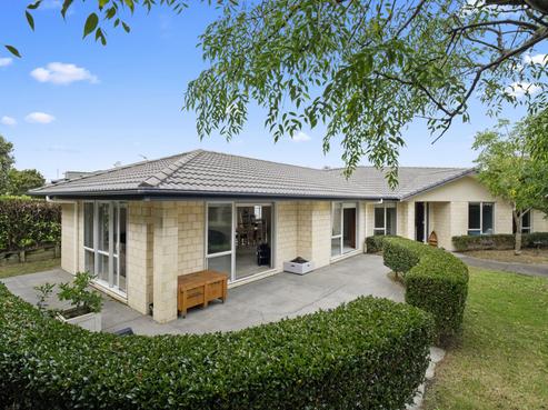 10 Ernest Shackleton Place, Waiuku