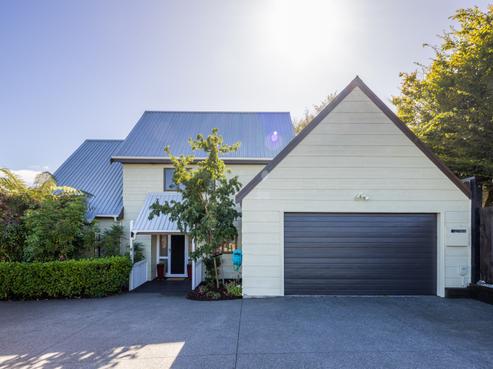8 Deborah Place, Dinsdale