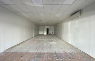 122sqm in central Broadway 