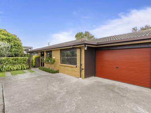 2/91 Kiwi Road, Point Chevalier