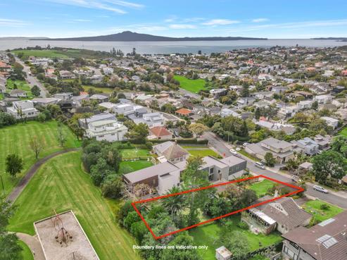 76 Kurahaupo Street, Orakei