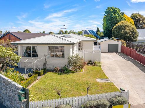 8 Turner Place, Riversdale