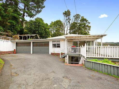 15 Reuben Grove, Naenae