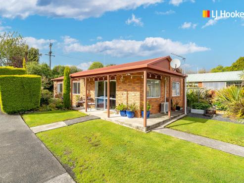 327 Pine Hill Road, Liberton