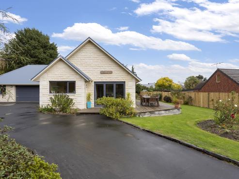42 Cemetery Road, East Taieri