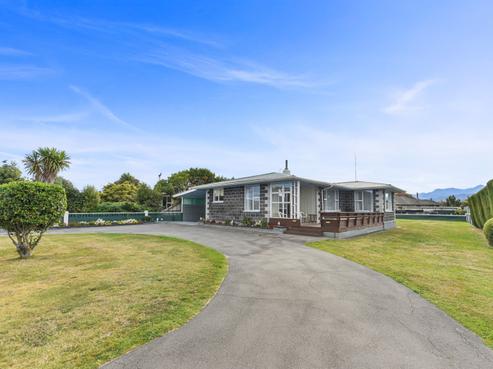 42 Anglesea Street, Renwick