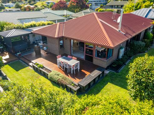 5 Burrough Place, Enner Glynn