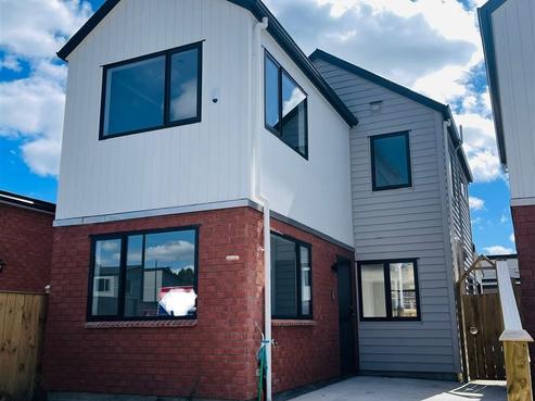 4 Combat Street, Papakura