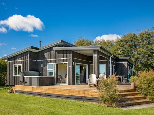 211B Utopia Road, Westport