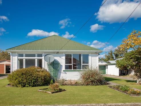 16 Roebuck Street, Westport