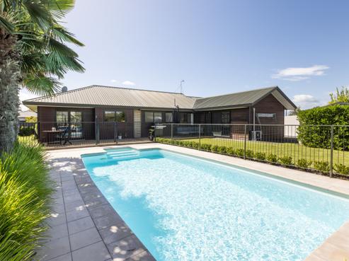 39 Whiting Crescent, Greenmeadows