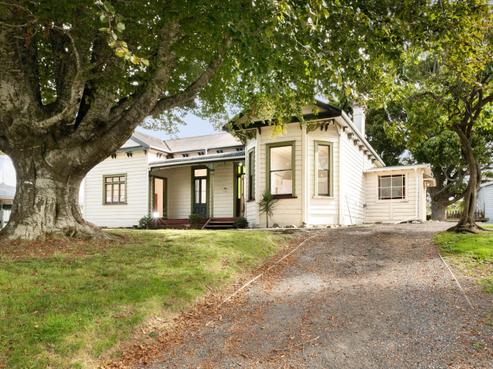 8 Featon Road, Waihi