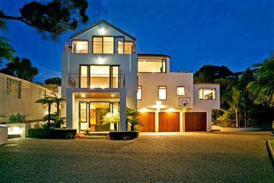 16 Mayall Avenue, Beach Haven