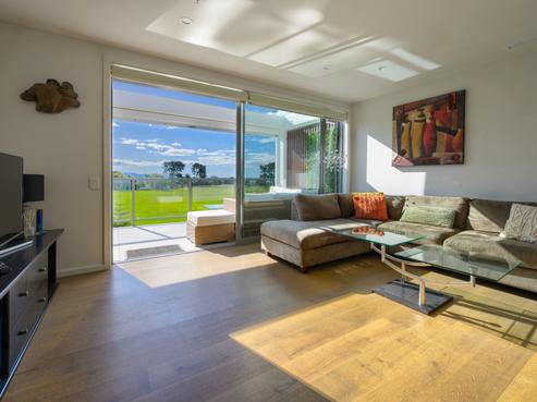 305/33 Beach Road, Tahunanui