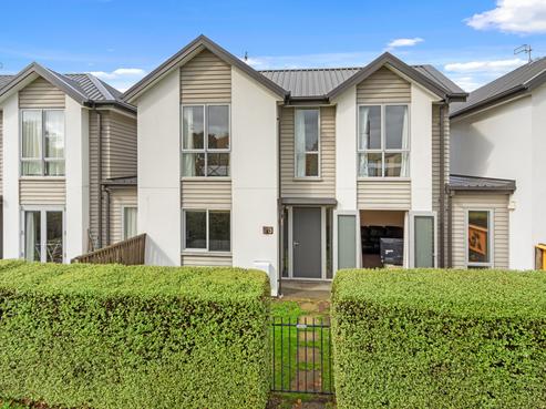 3 Yew Tree Lane, Middleton