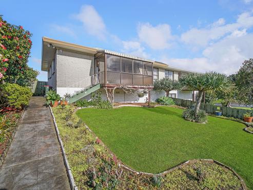1 Hedge Row, Sunnyhills