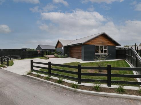 161B Pharazyn Street, Feilding