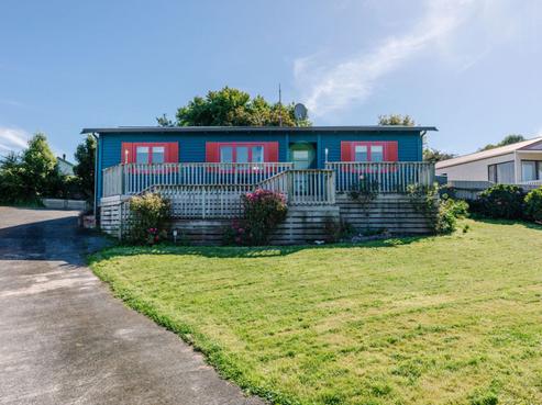 11 Maclaurin Street, Dannevirke