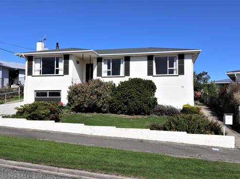 27 Arrow Crescent, Oamaru