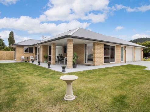 8B Carrick Robertson Place, Waihi