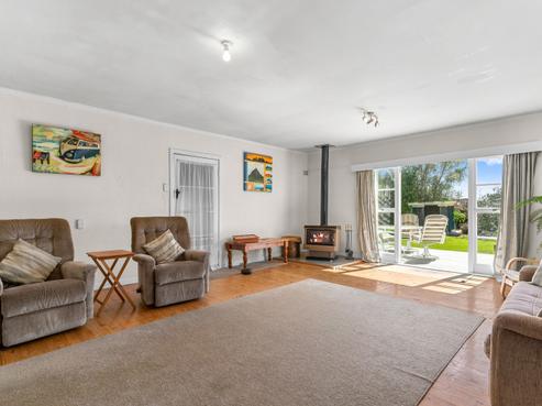 8 Reeves Street, Ruawai