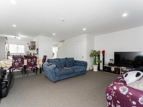6/3 Hulme Place, Henderson
