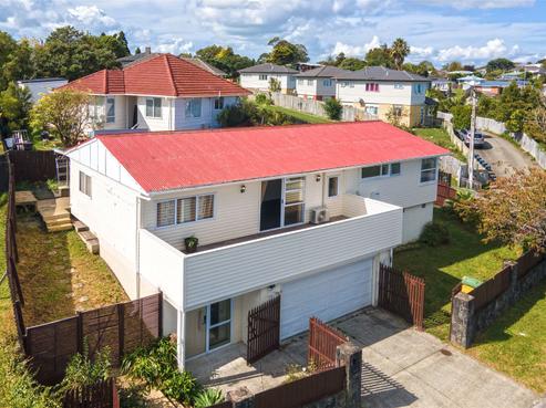 10A Castaing Crescent, Te Atatu South