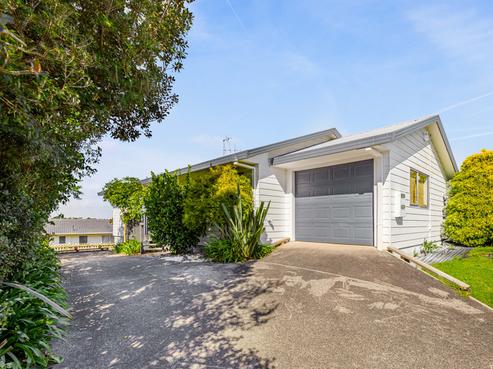 10 Flaunty Place, West Harbour