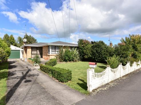 30 Bruce Avenue, Glenview