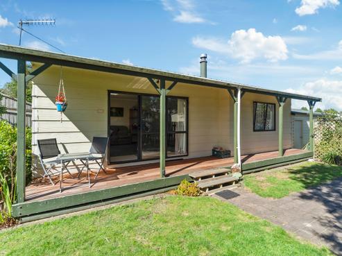2/24 Kiddle Drive, Hilltop