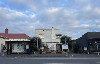 Handy Office on Mid Dominion Road