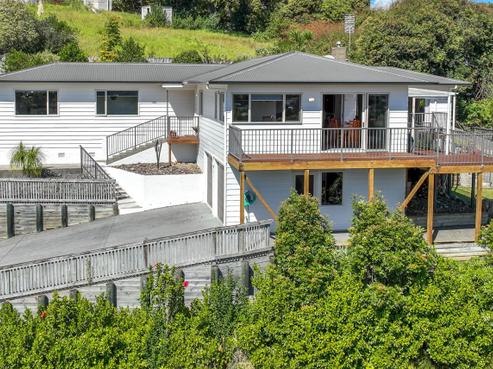 108 Brunton Crescent, Thames