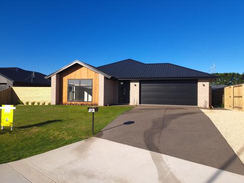 2 Wykes Place, Amberley