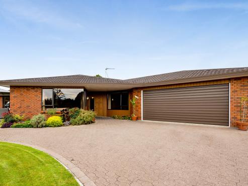 3B Larsen Place, Merrilands