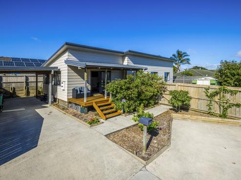 112 Palmers Road, Clendon Park