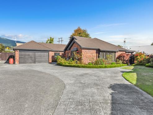 51 Masefield Street, Stoke