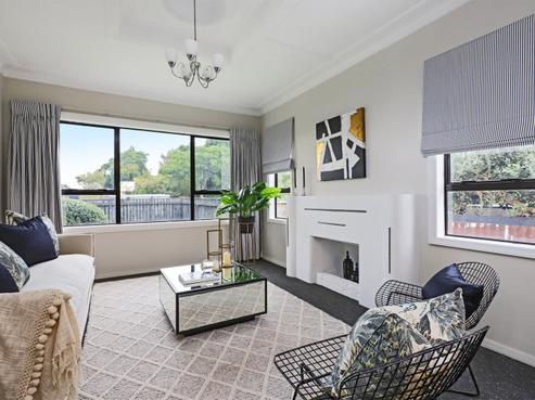 1011 Outram Road, Akina