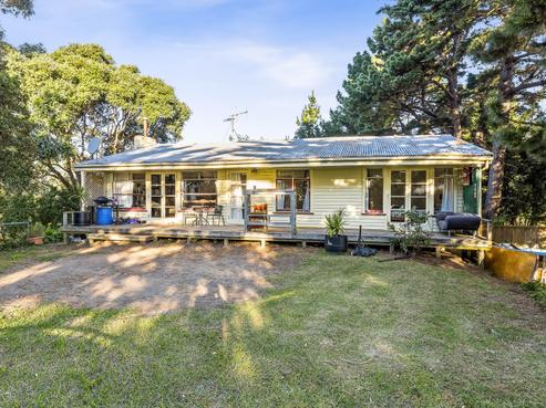 90 Raumati Road, Raumati Beach