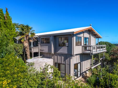 48 Jellicoe Parade, Surfdale