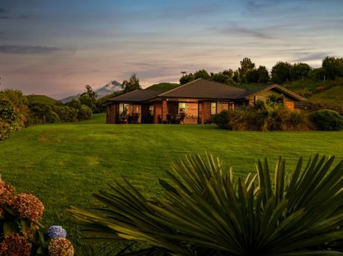 18 Harkness Rice Way, Oakura