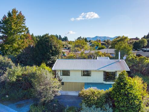 3 Plantation Road, Wanaka